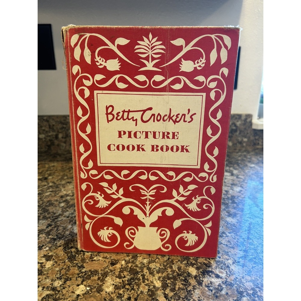 Vintage Betty Crocker's Picture Cook Book 1950 First Edition 449 Pages - Picture 1 of 16